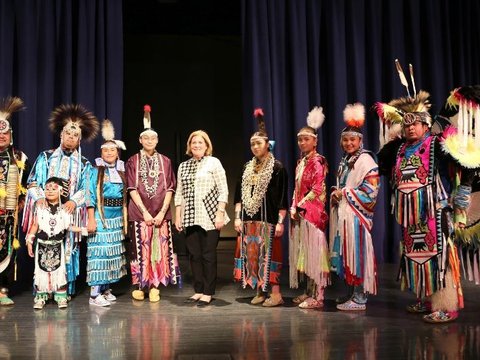 Image of Esther George - Winnebago Tribe Dancers Omaha July 2021