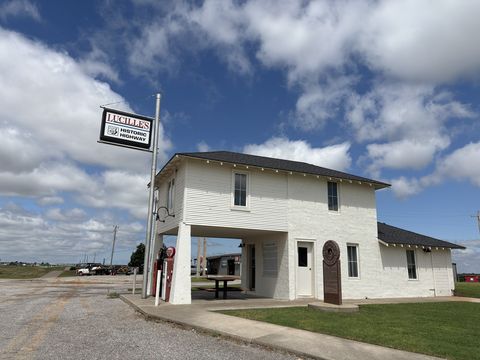 Image of Lucilles Roadhouse